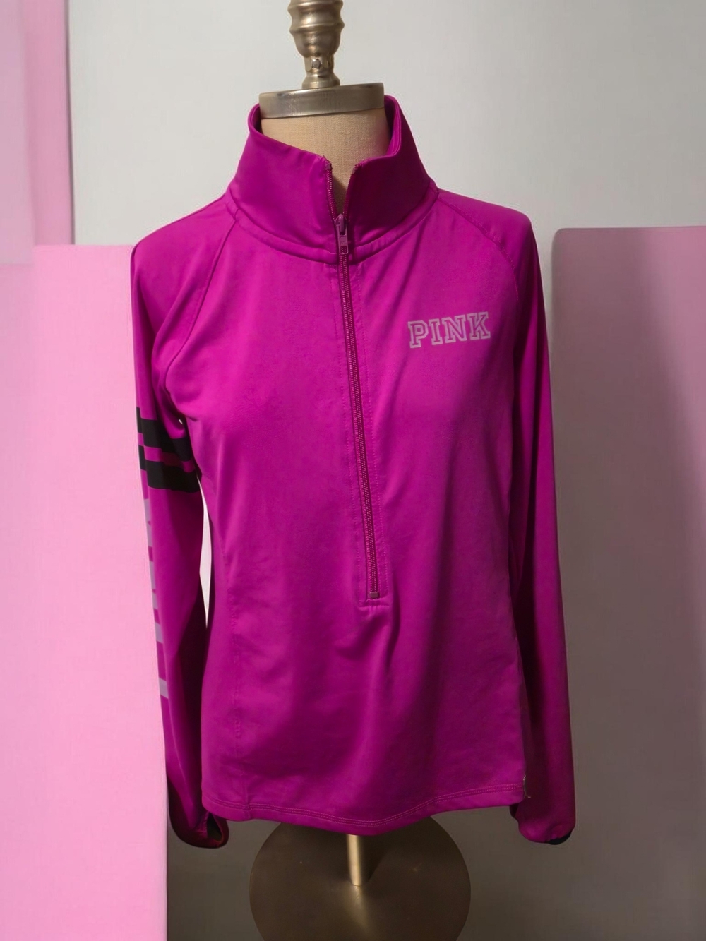 PINK Quarter-Zip Pullover in Vibrant Magenta Size Medium